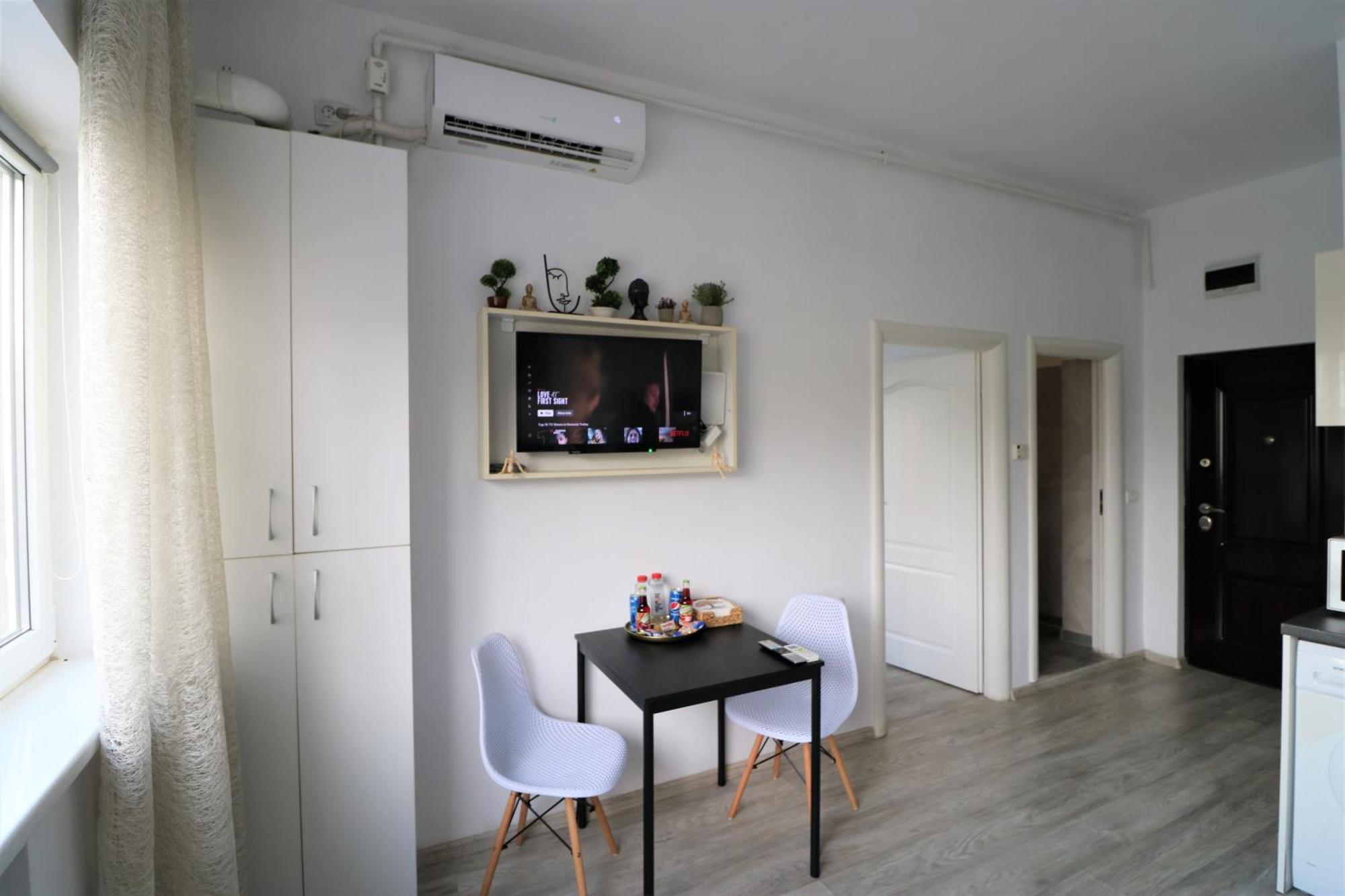 Cozy Deluxe Apartment - Old Town - Free Minibar บูคาเรสต์ ภายนอก รูปภาพ